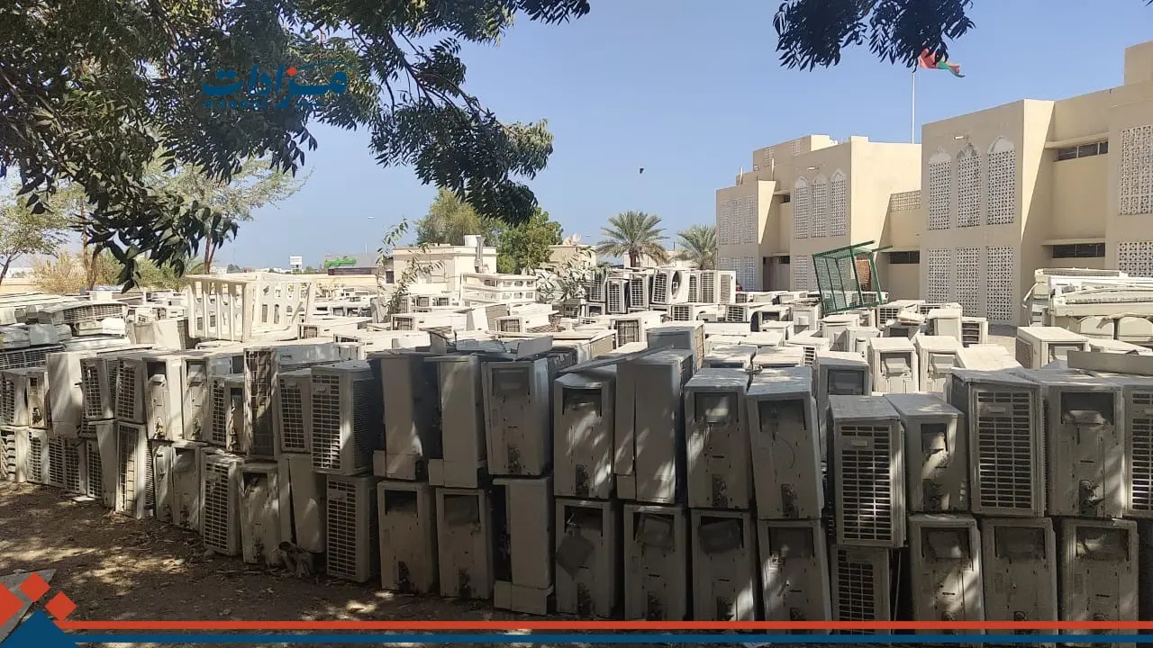 Used AC - Al seeb warehouse. - 5