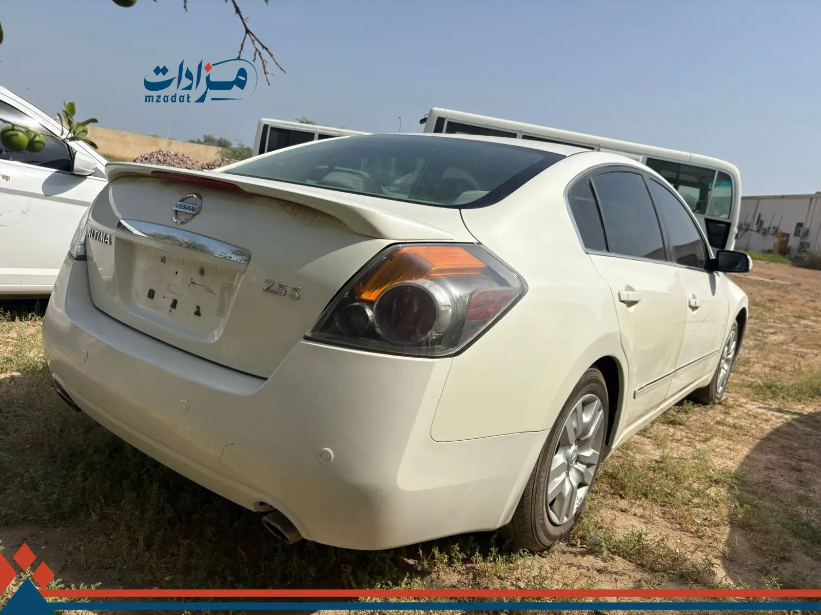 24- Nissan Altima - 2