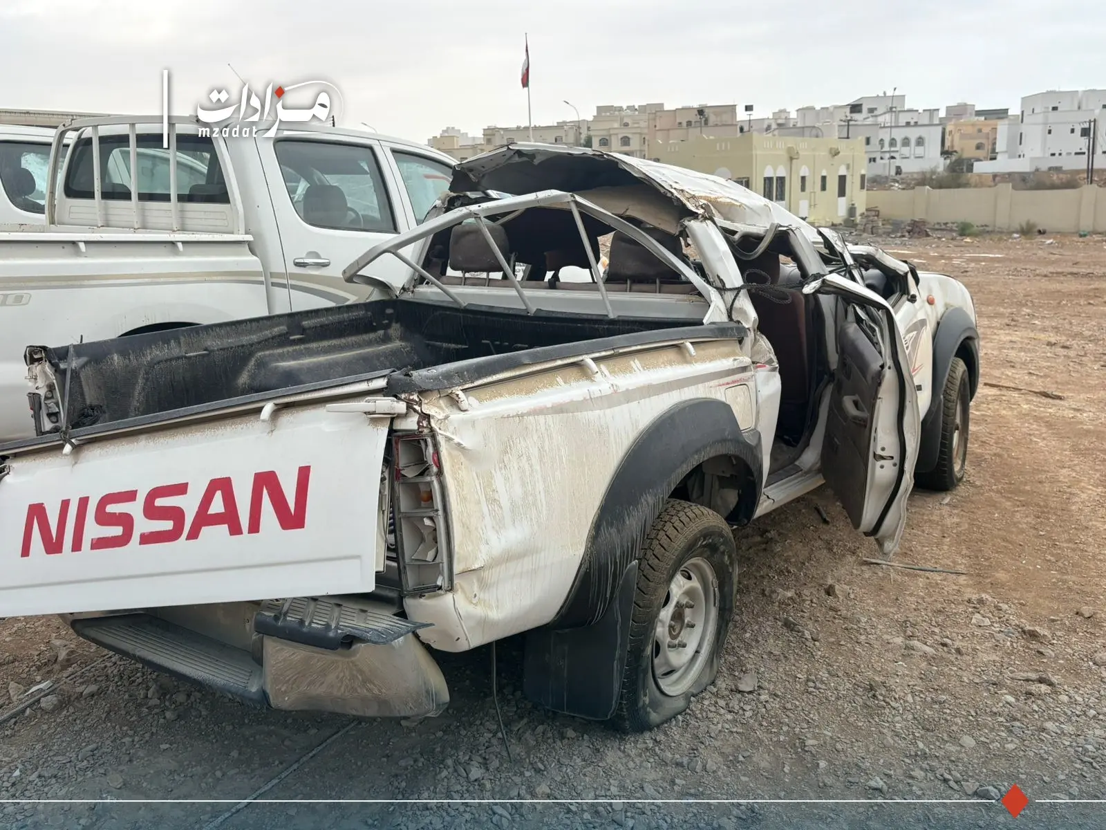 36-Nissan Pickup 149/20 - 2