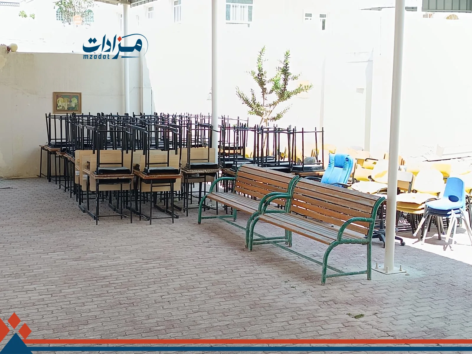 Used air conditioners, furniture, used electronics, and student desks - 14