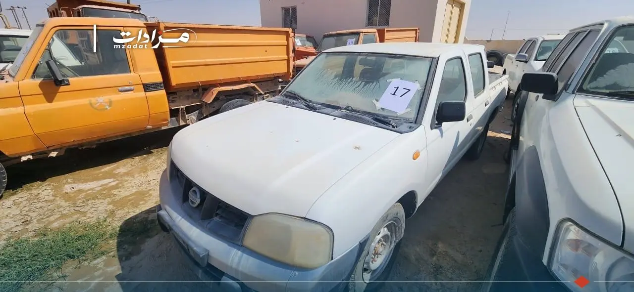 17- Nissan Double Cabin Pickup - 2