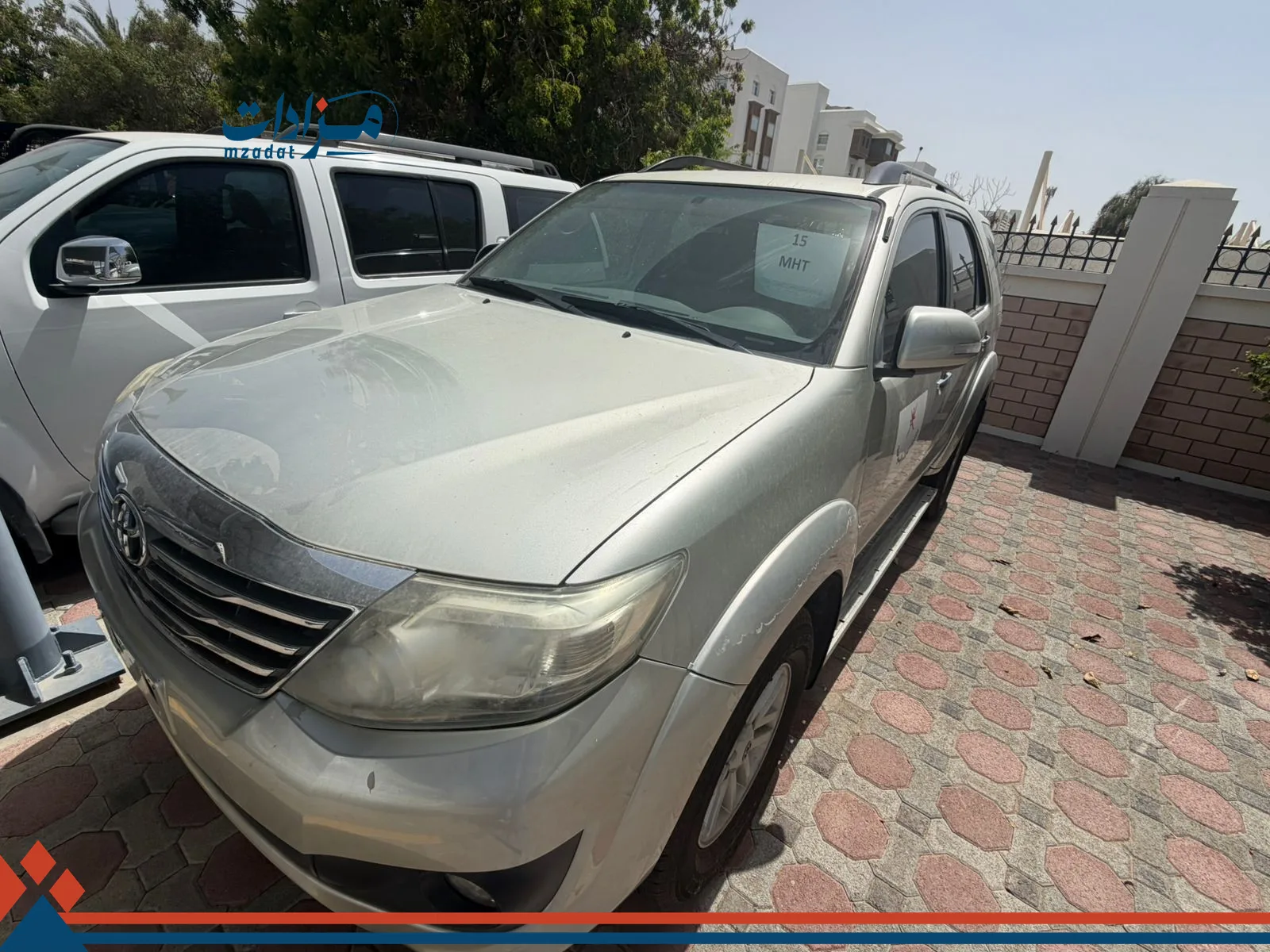 15- Toyota Fortuner - 4