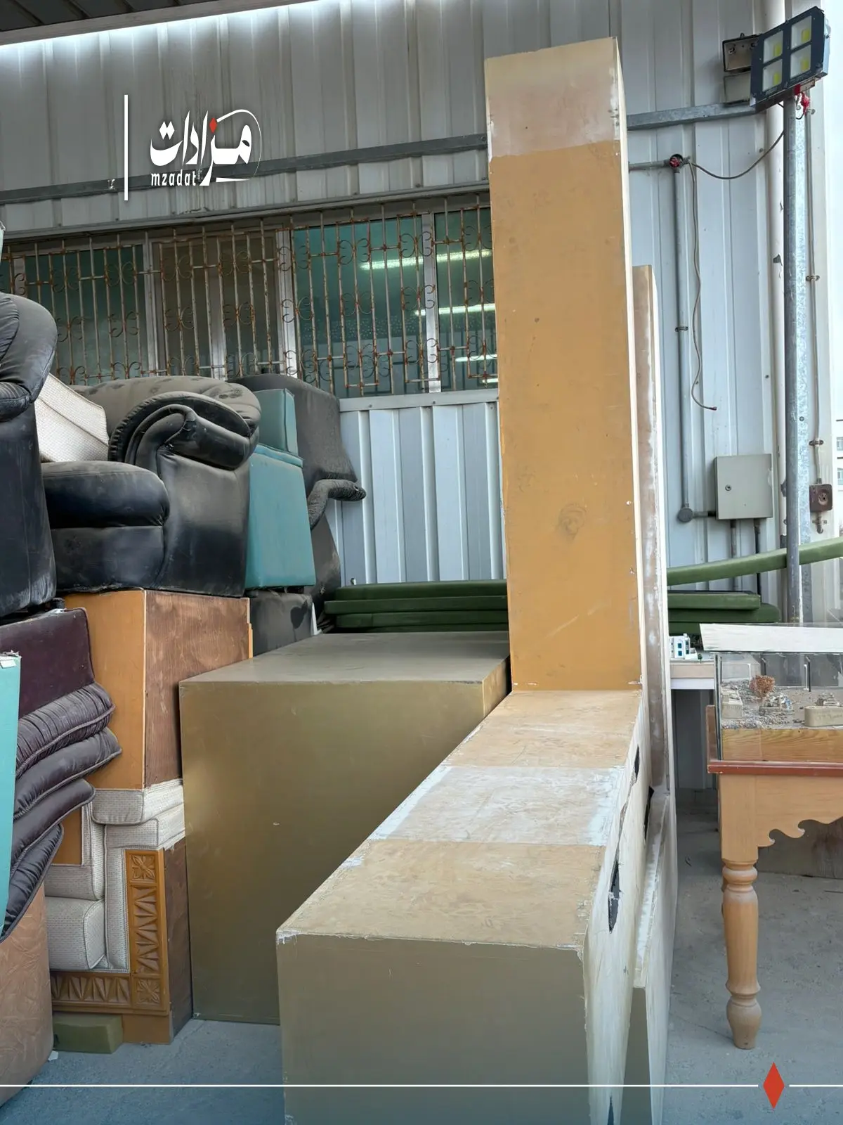 6-File cabinets + models - 2