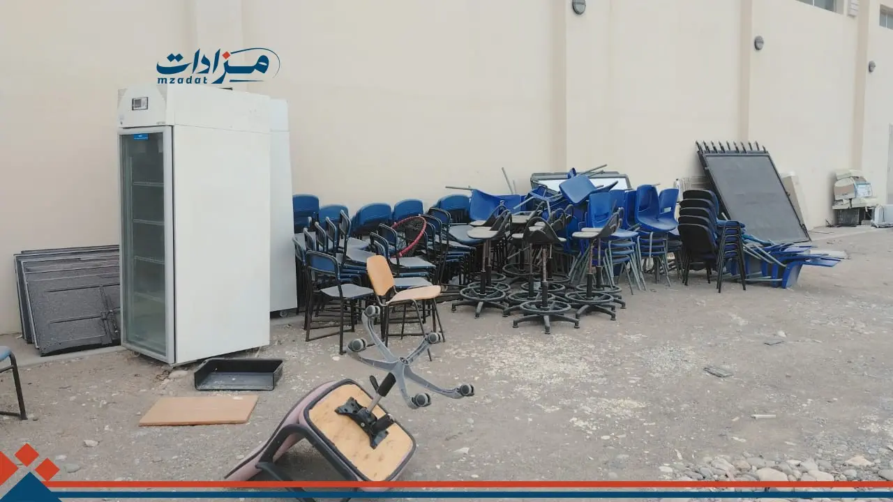 2- Used electronics and student desks – Qurayyat warehouses - 4