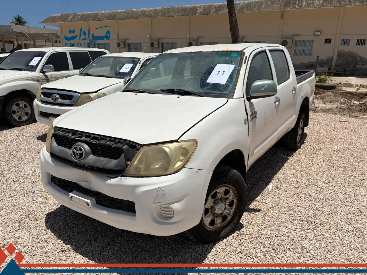 11-Toyota Pickup - 3