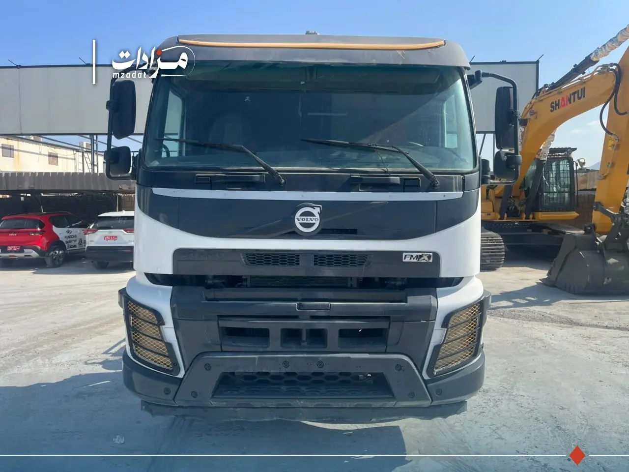 Volvo Prime mover Trucks - 3