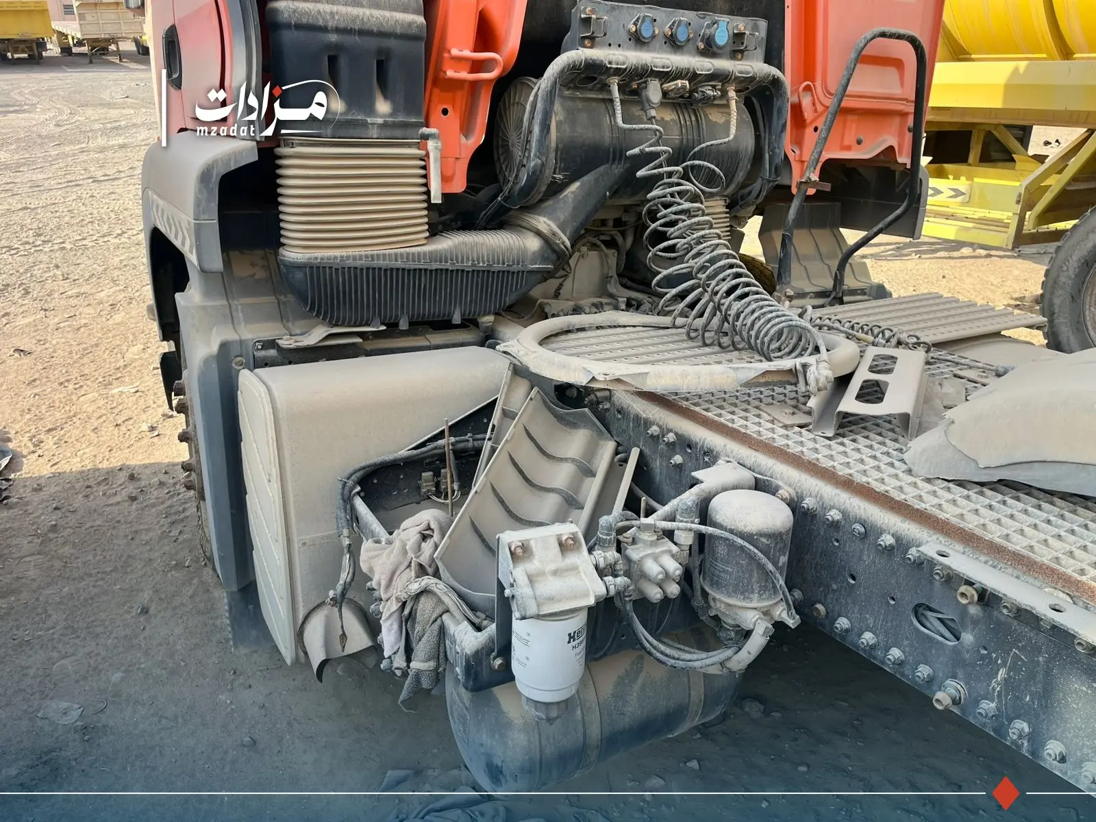 12-prime mover unit-6582RH - 2