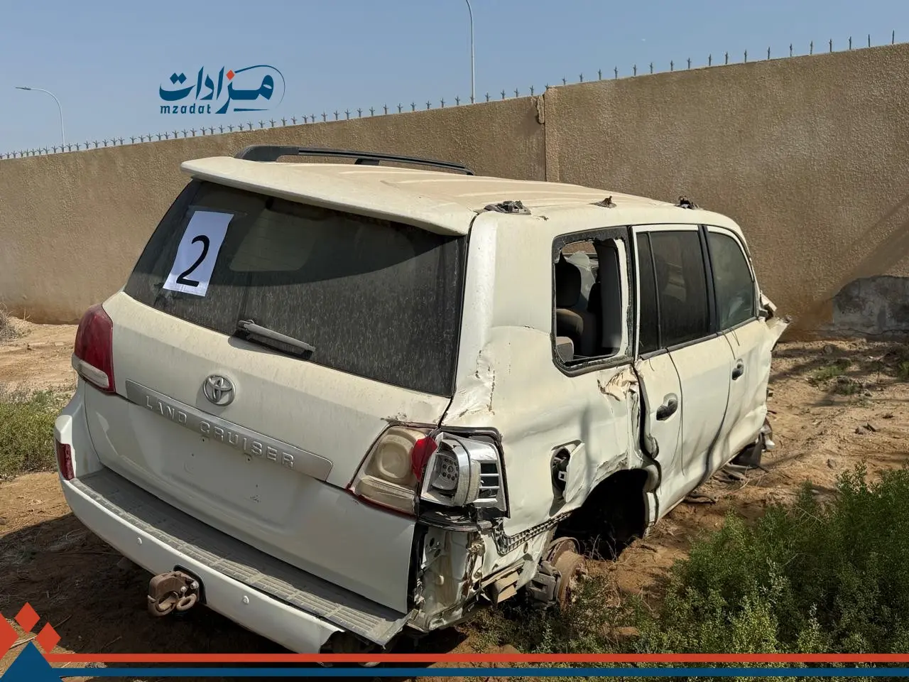 2- Toyota Land Cruiser - 2