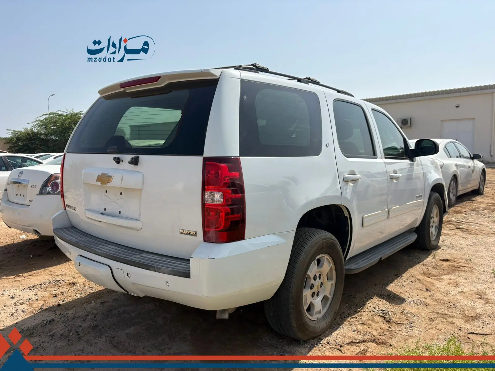 20- Chevrolet Tahoe - 2