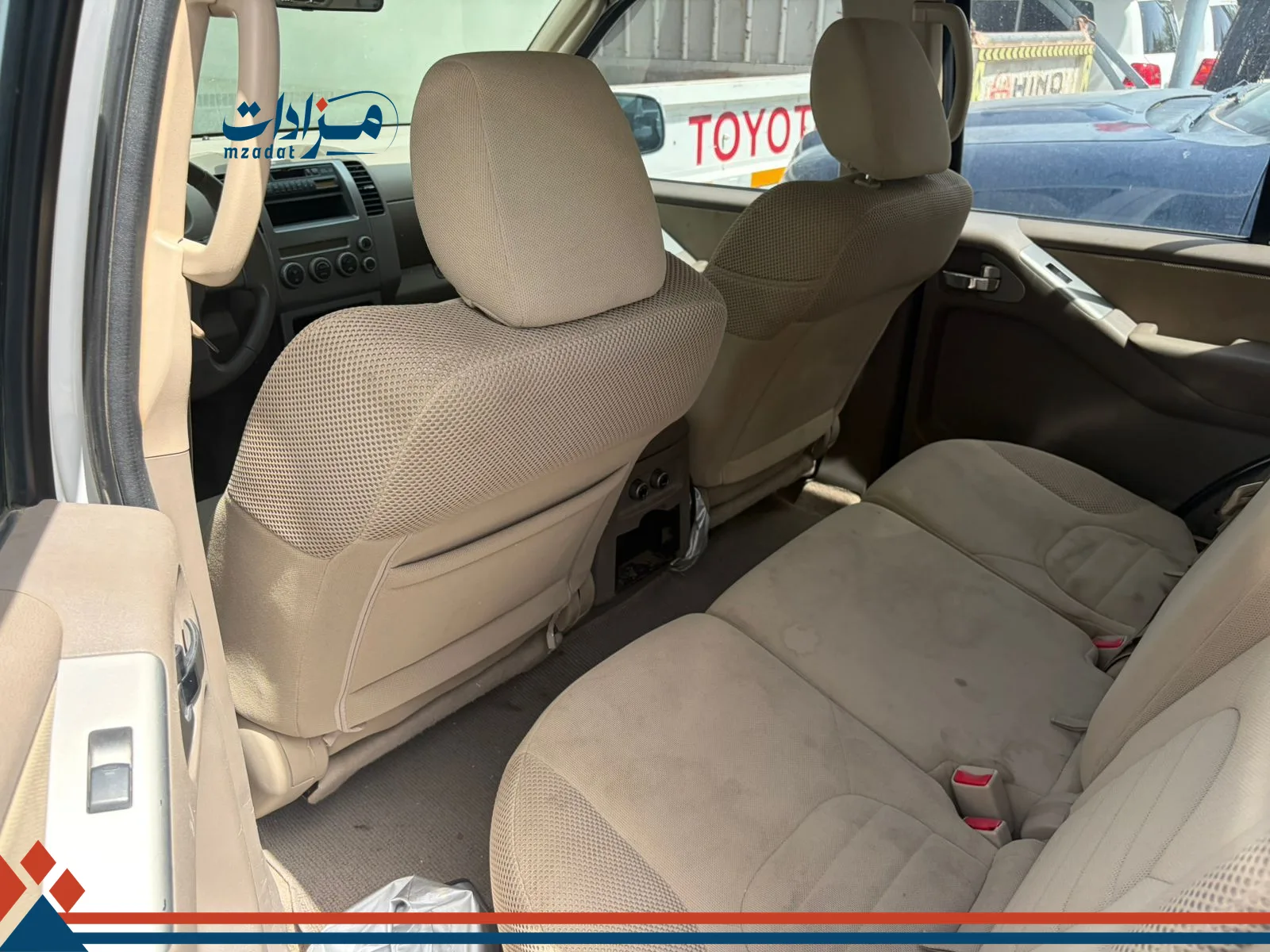 13- Nissan Pathfinder - 2