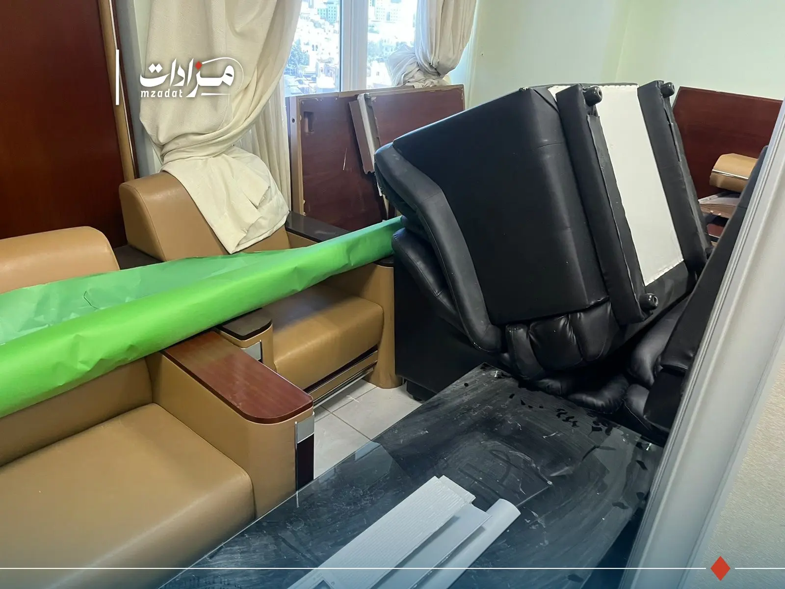 Used electronics & furniture . - 9