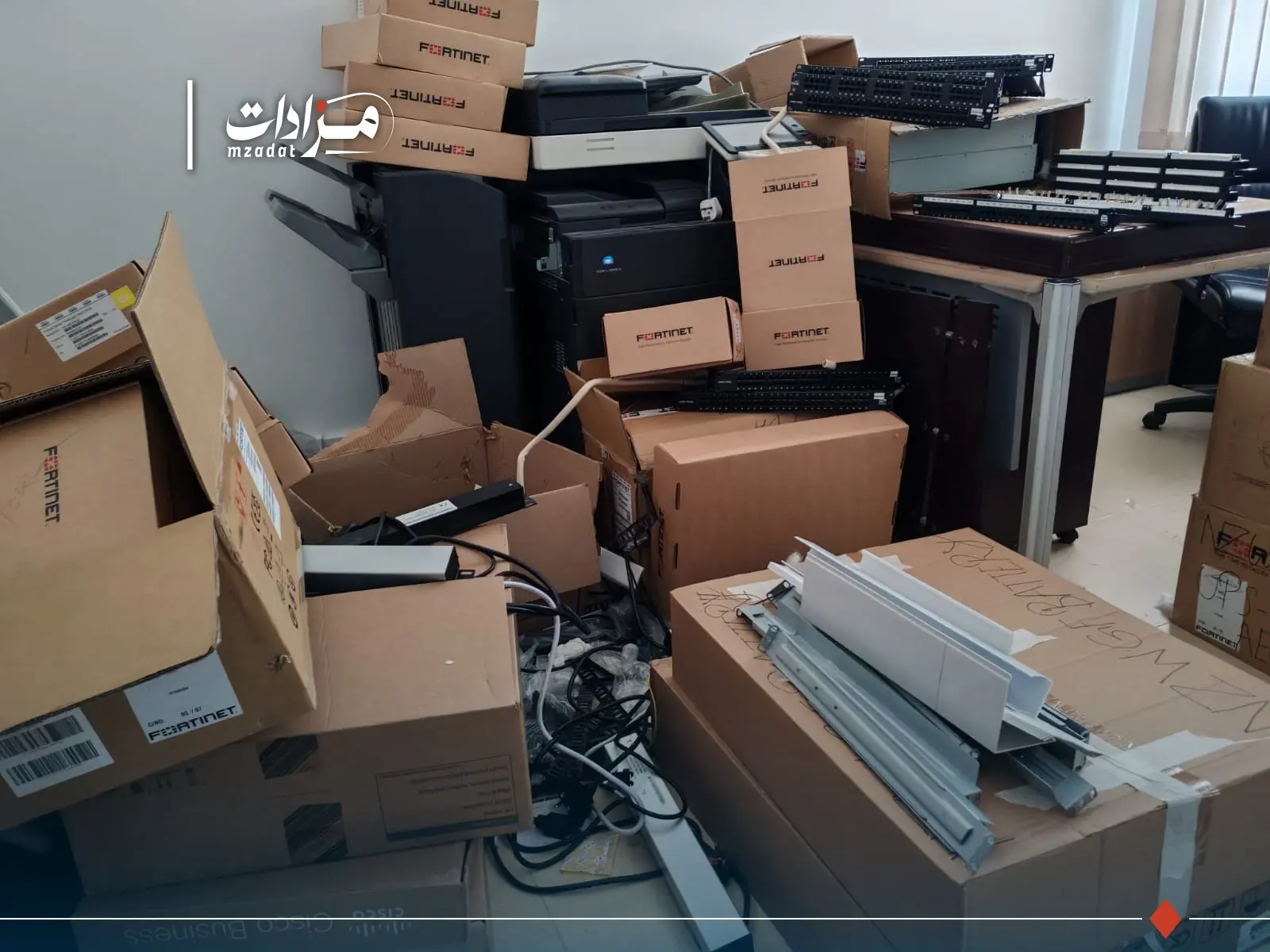 Used electronics and furniture - 4