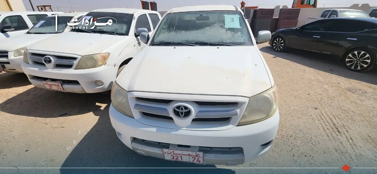 3- Toyota Hilux Double Cabin 4×4 Pickup - 3
