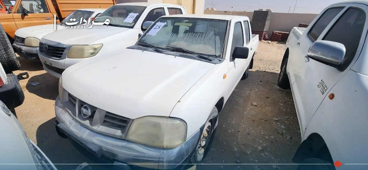 15- Nissan Double Cabin Pickup - 2