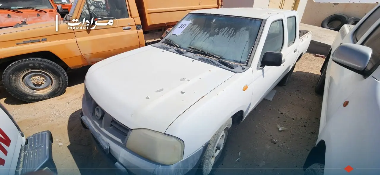 18- Nissan Double Cabin Pickup - 2