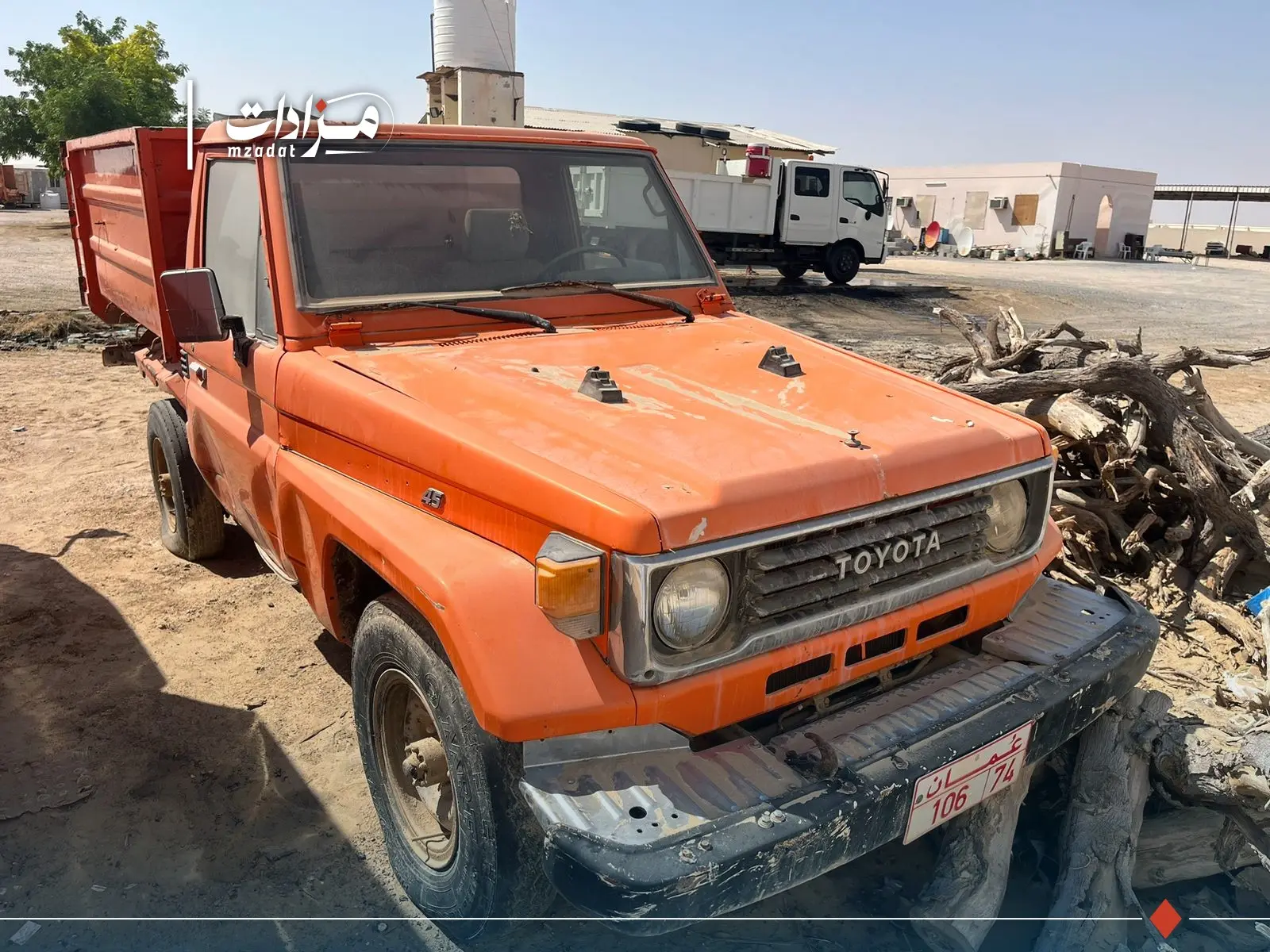 31- Toyota Land Cruiser 1.5 Ton Tipper - 2