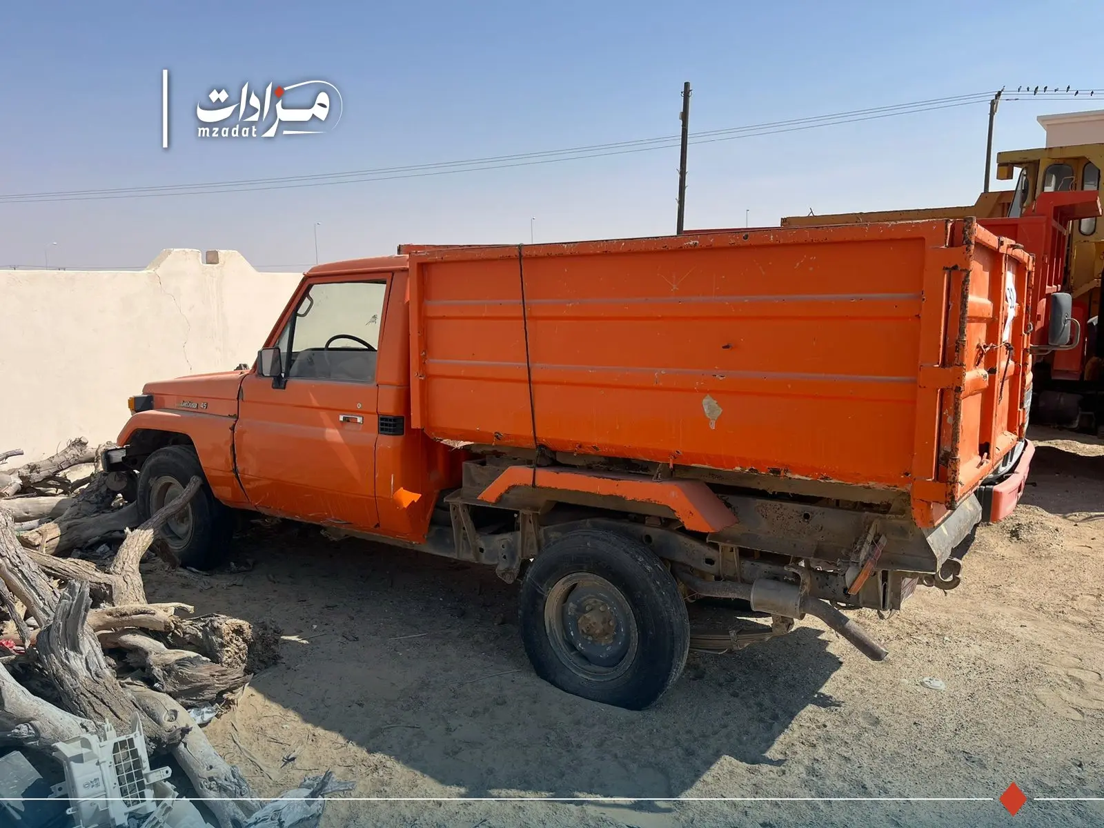 31- Toyota Land Cruiser 1.5 Ton Tipper - 3