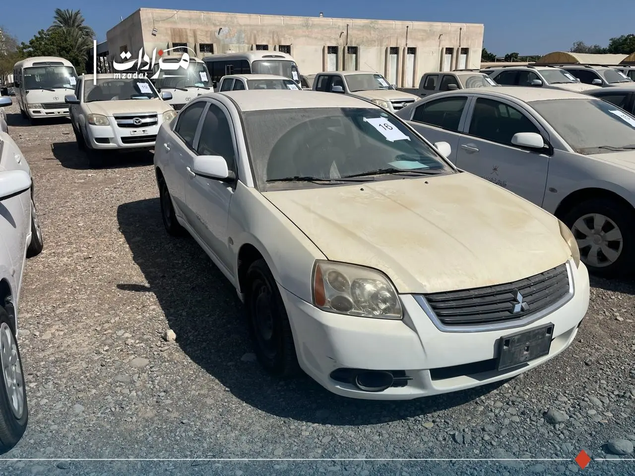 16- Mitsubishi Galant - 3