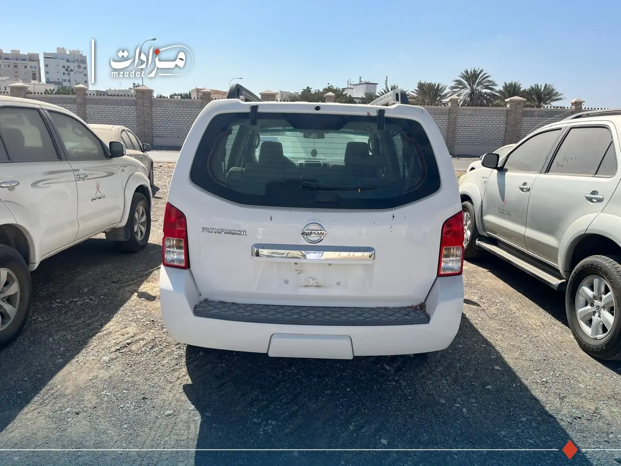 25- Nissan Pathfinder - 5