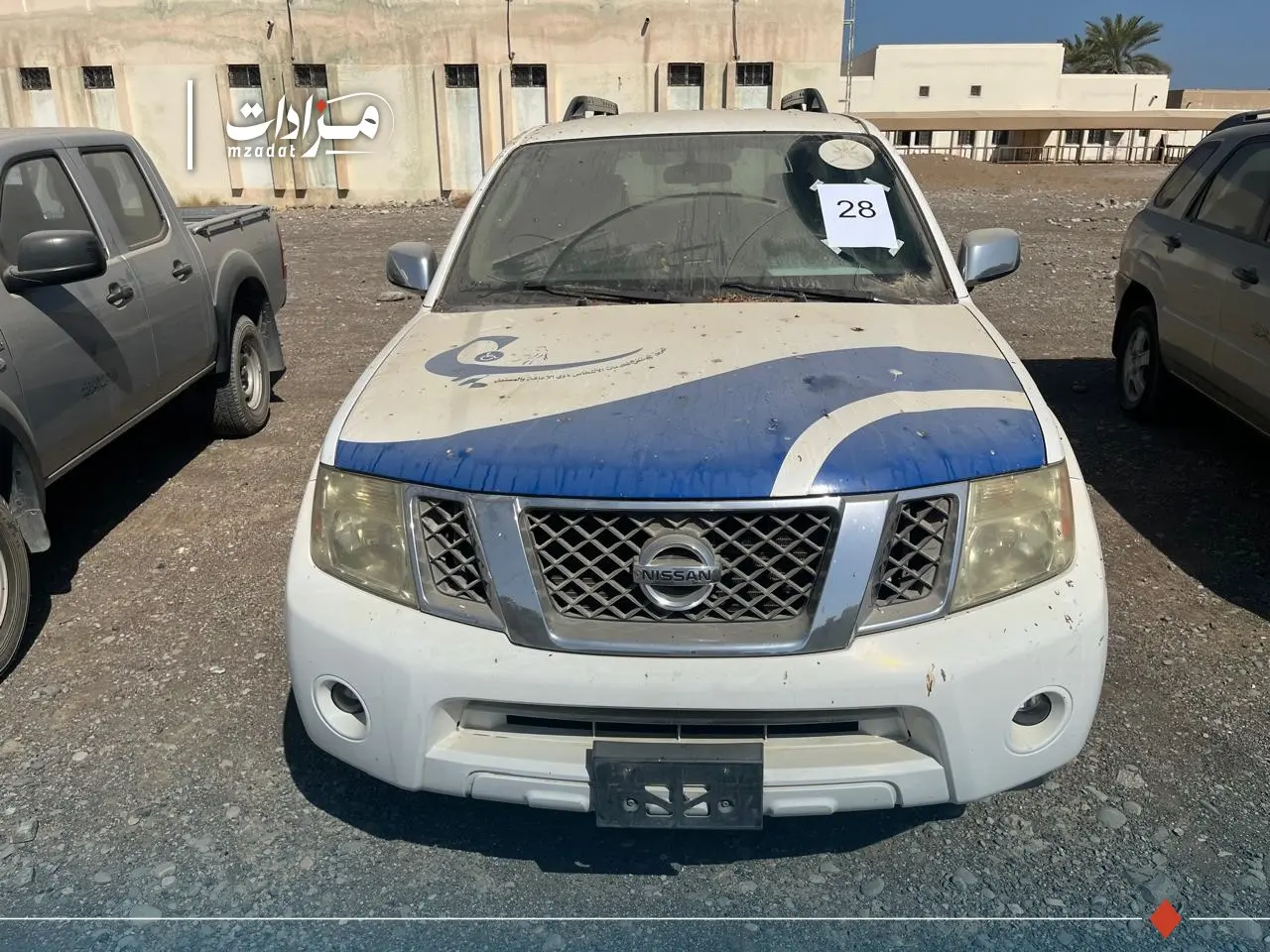 28- Nissan Pathfinder - 2