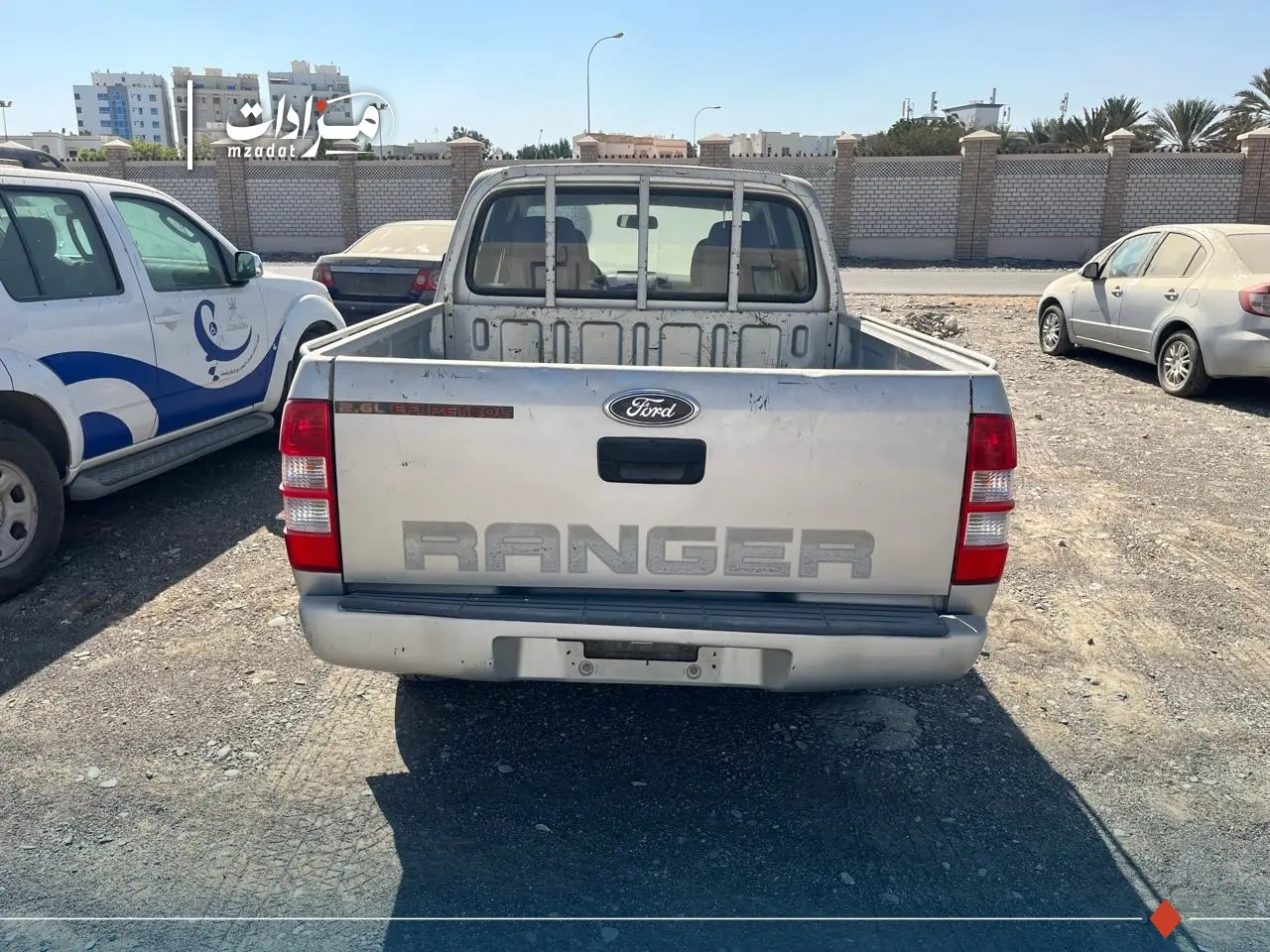 27- Ford Pickup 4x4 - 5
