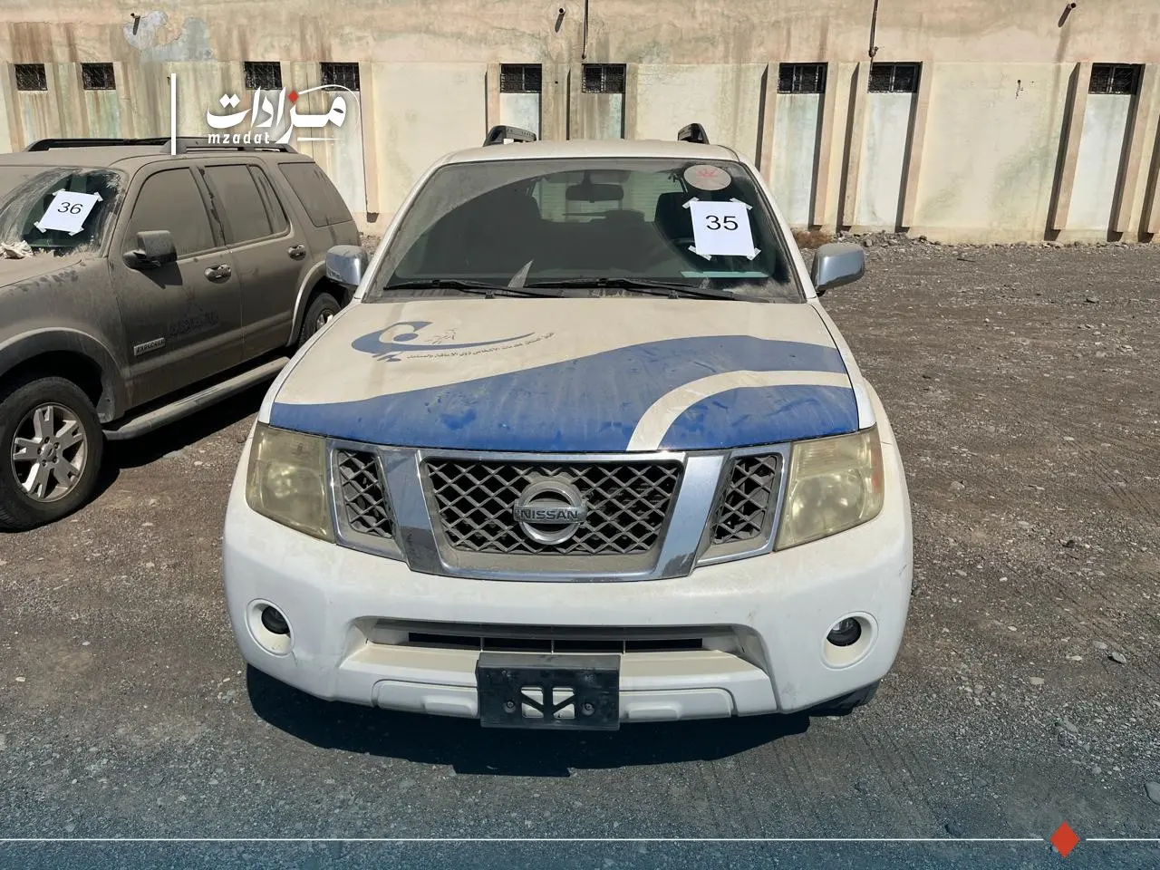 35- Nissan Pathfinder - 2