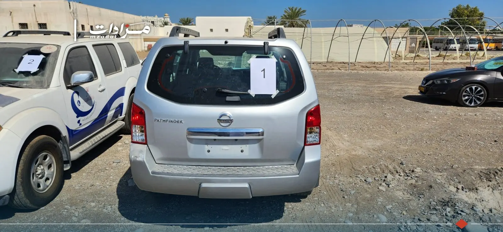 1- Nissan Pathfinder - 4
