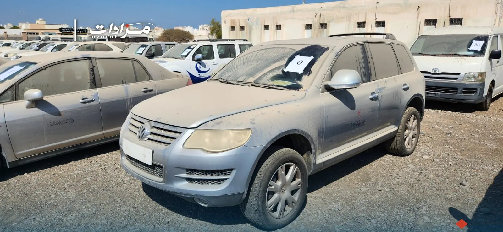 6- Volkswagen Touareg - 4