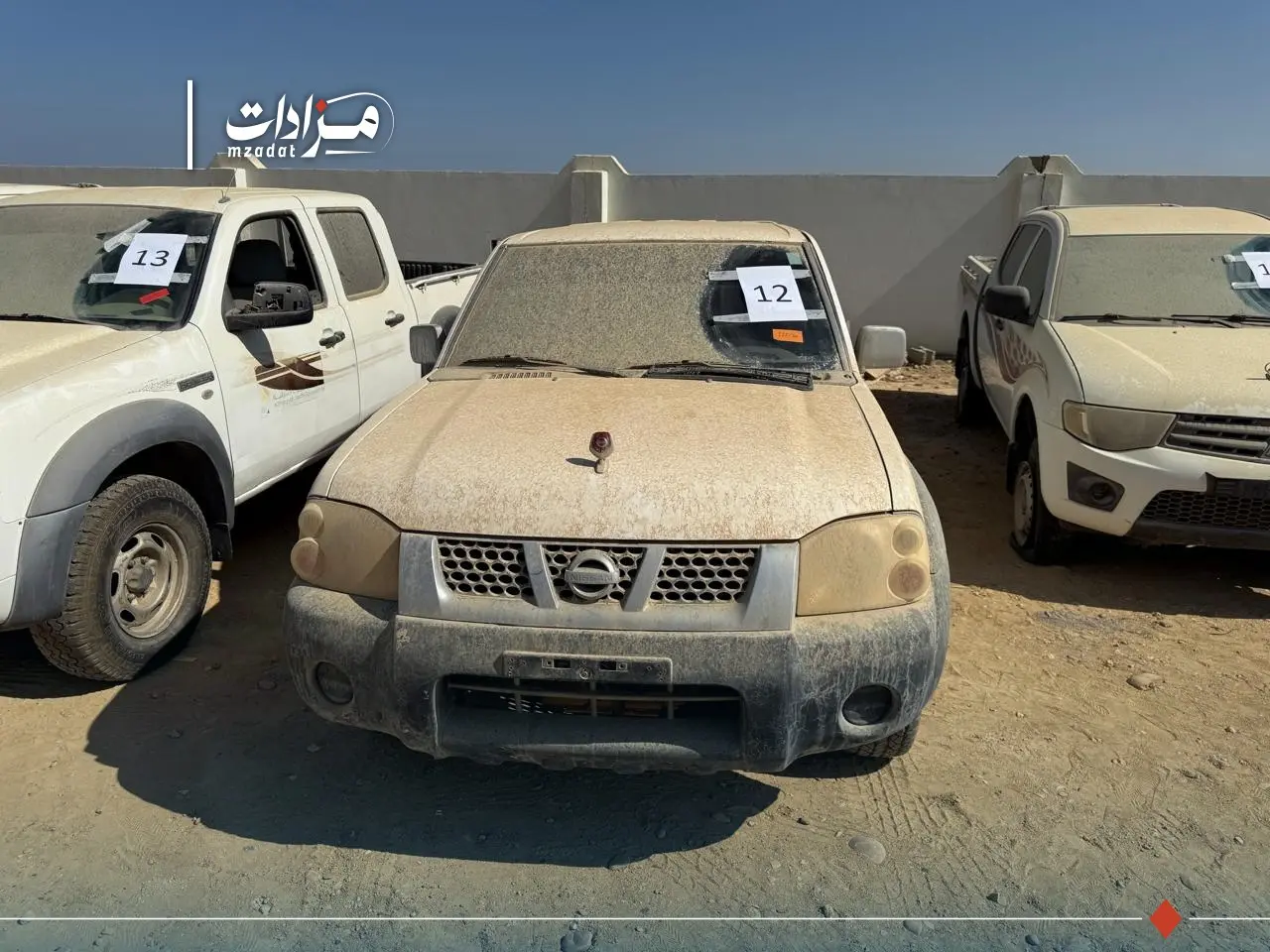 12-Nissan Pickup - 4