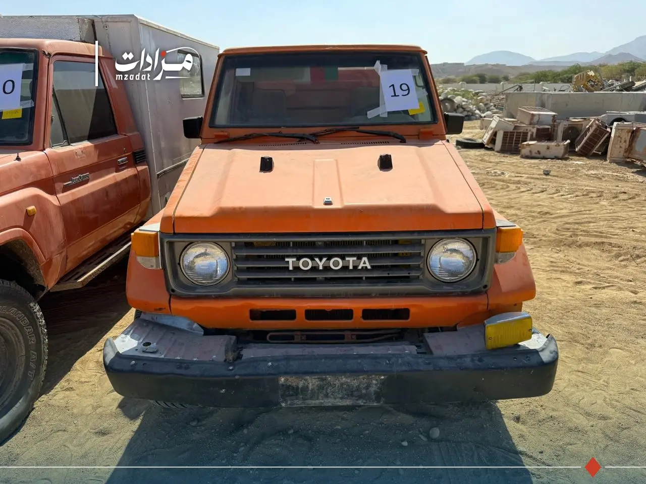 19-Toyota Land Cruiser Pickup - 4