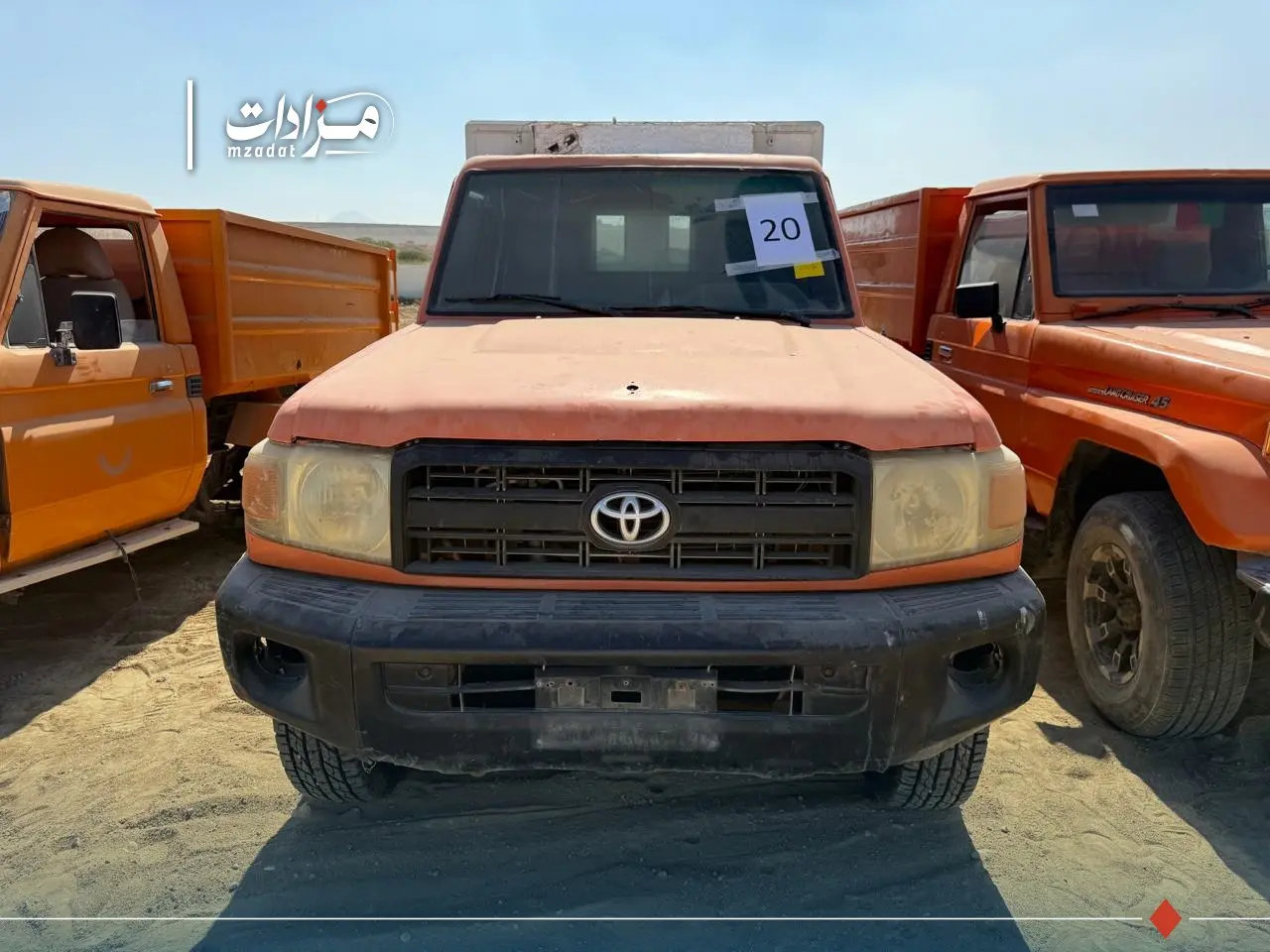20-Toyota Land Cruiser Pickup - 4