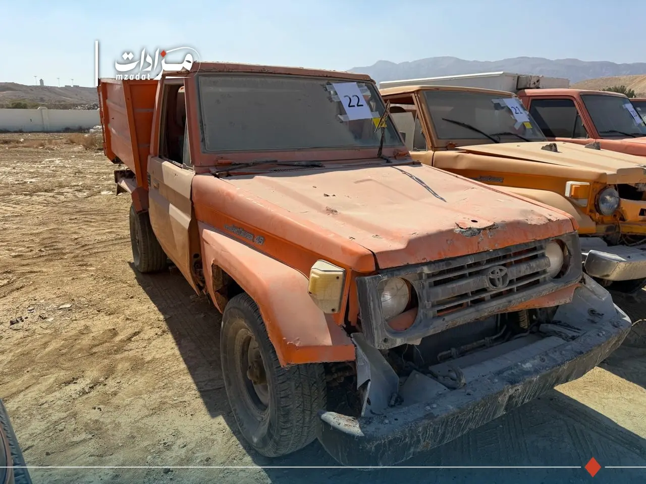 22-Toyota Land Cruiser Pickup - 3