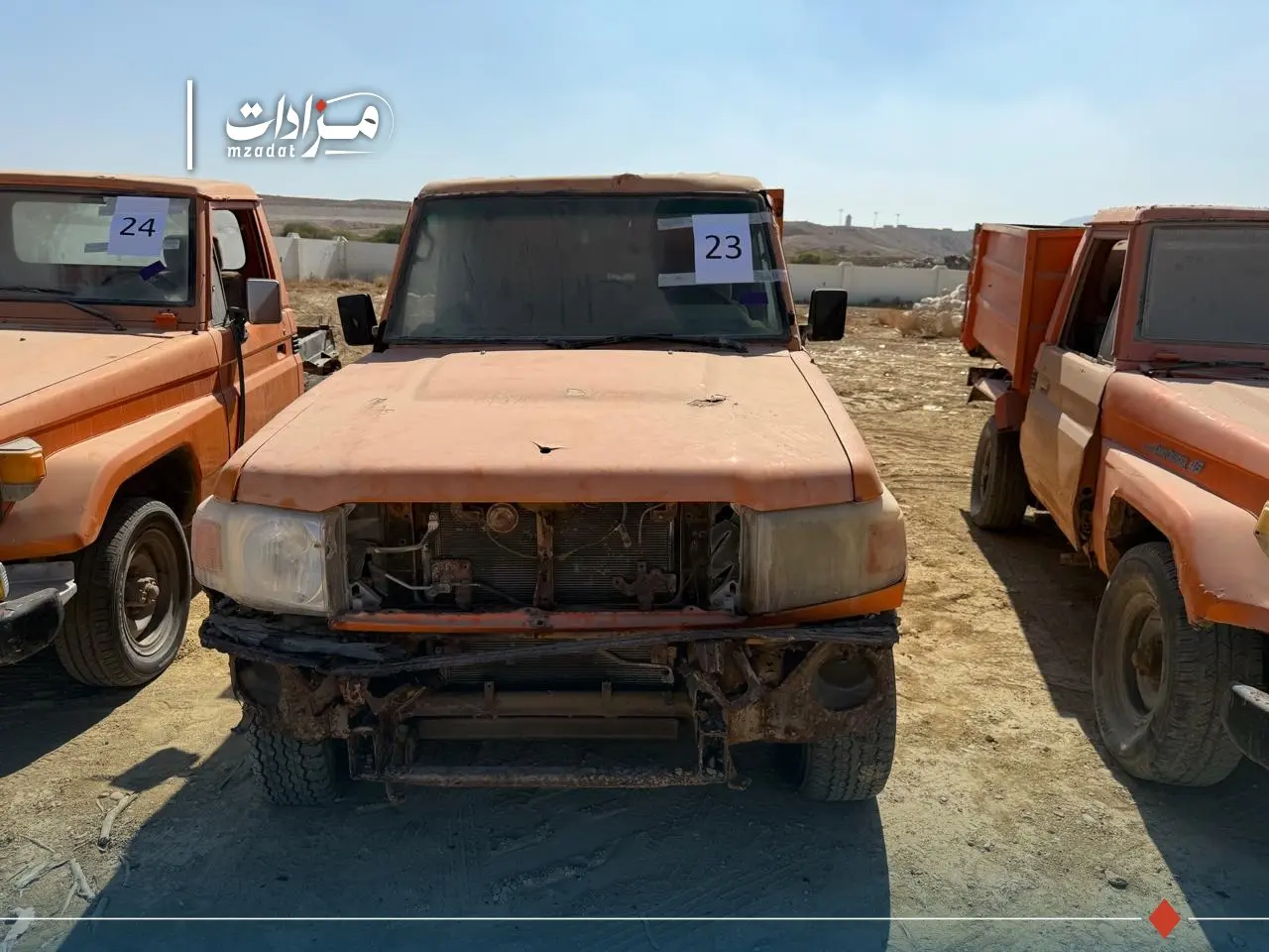23-Toyota Land Cruiser Pickup - 4