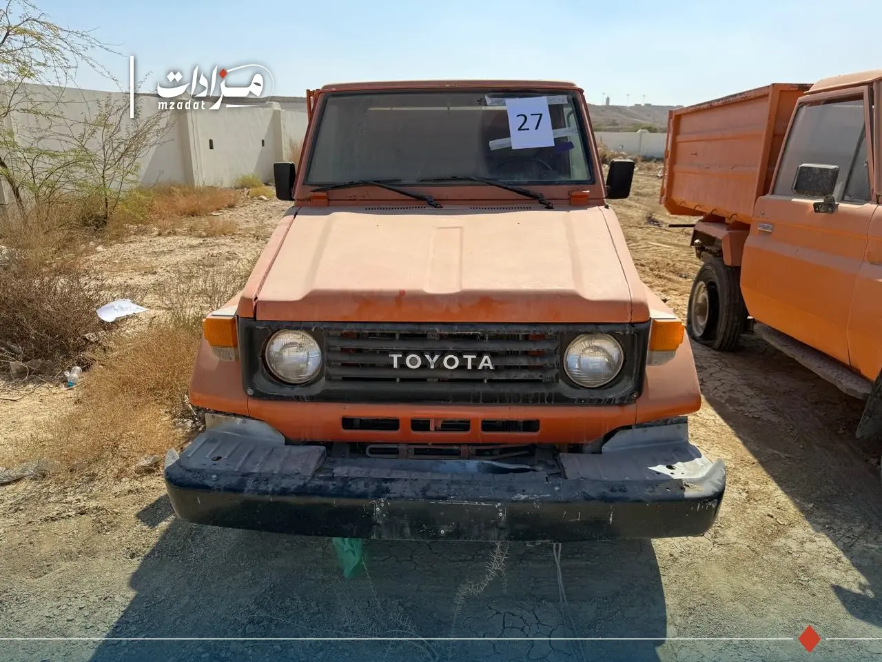 27-Toyota Land Cruiser Pickup - 4