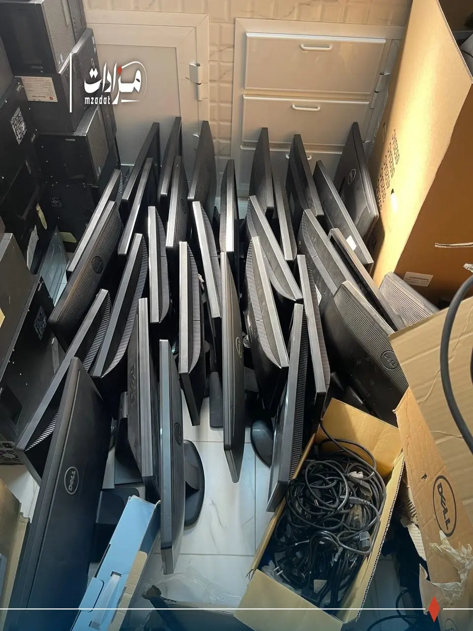 used furniture &electronics - Sur - 5
