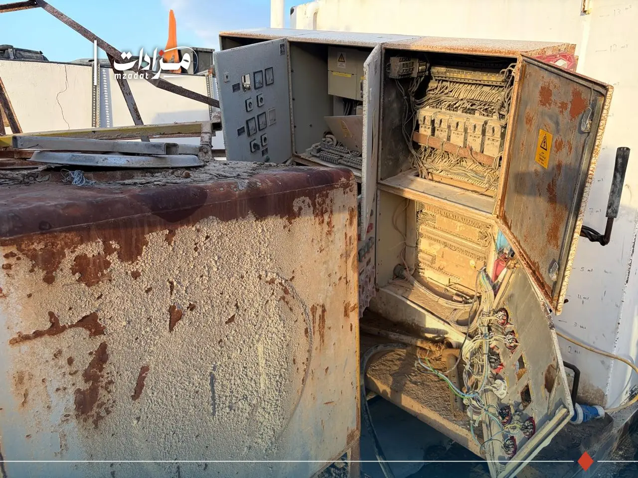 Tanks, pumps, and electric generators. - 5