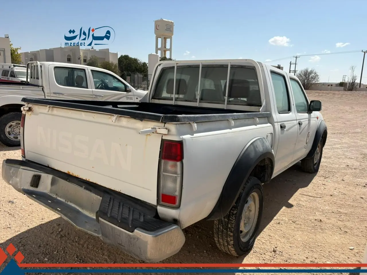 3- Nissan Pickup - 2