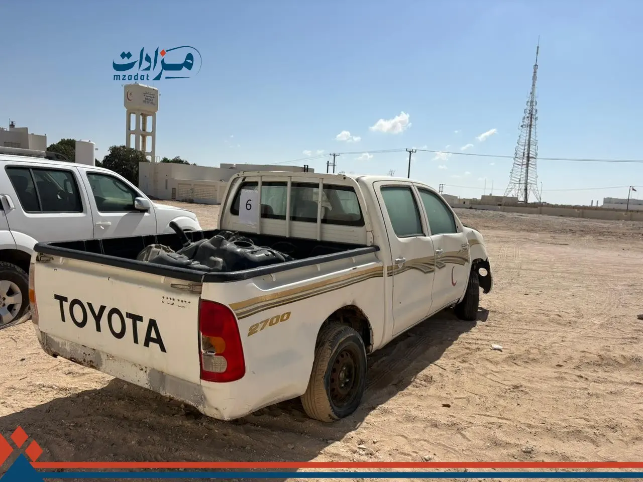 6- Toyota pickup - 2