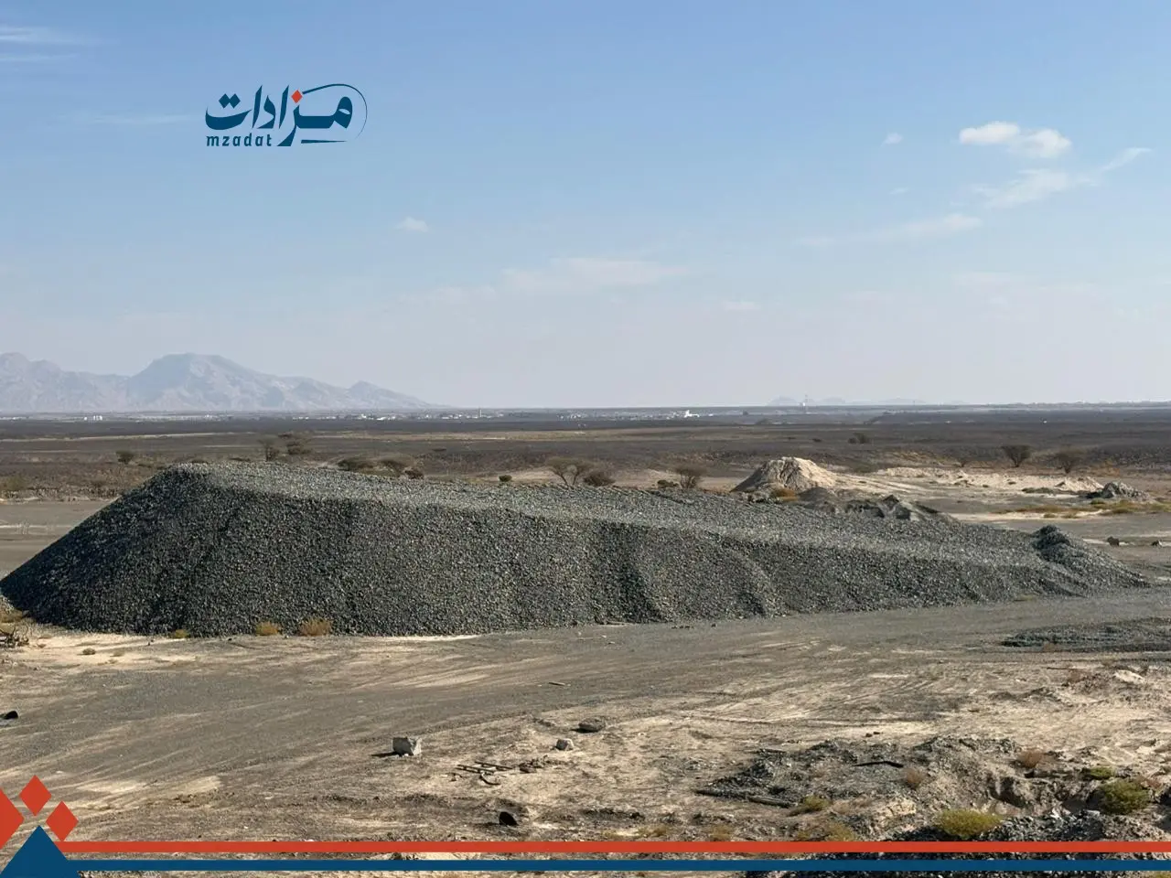 2- Rubble of stones and rocks + steel fence (mesh) - 10