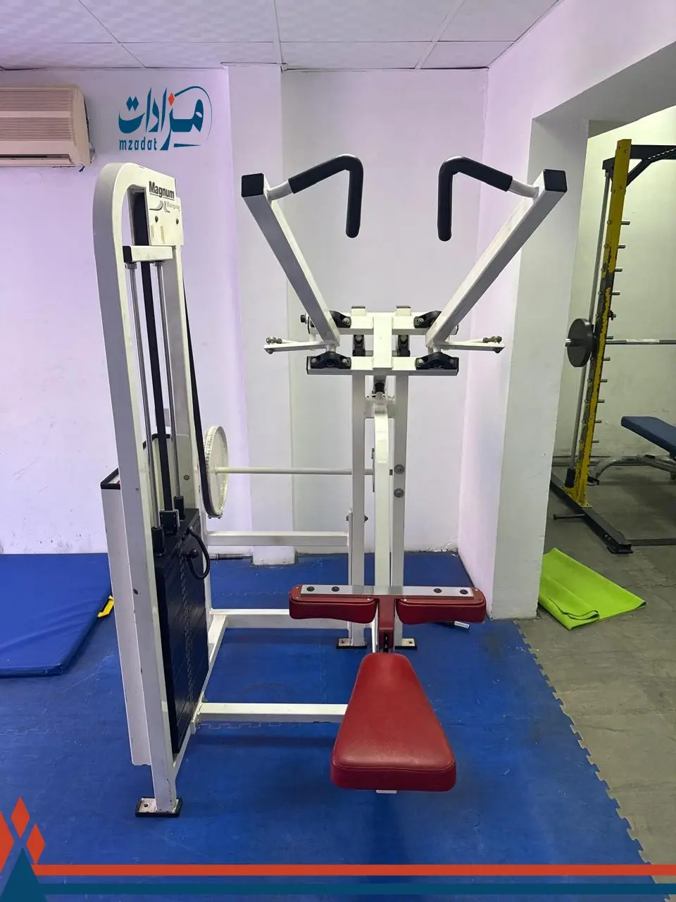 5- Chest Press Machines (2) + Lat Pulldown Machine + Cable Crossover Machine - 3