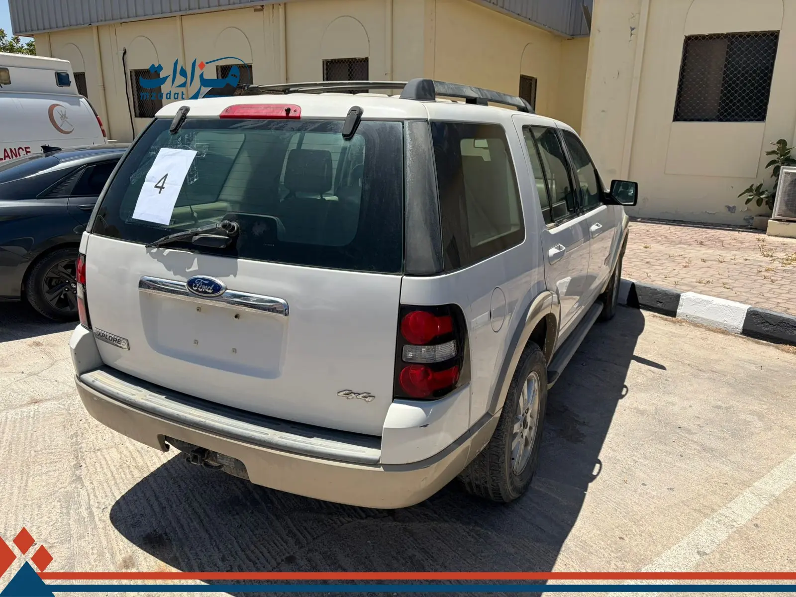 4- Ford Explorer - 3