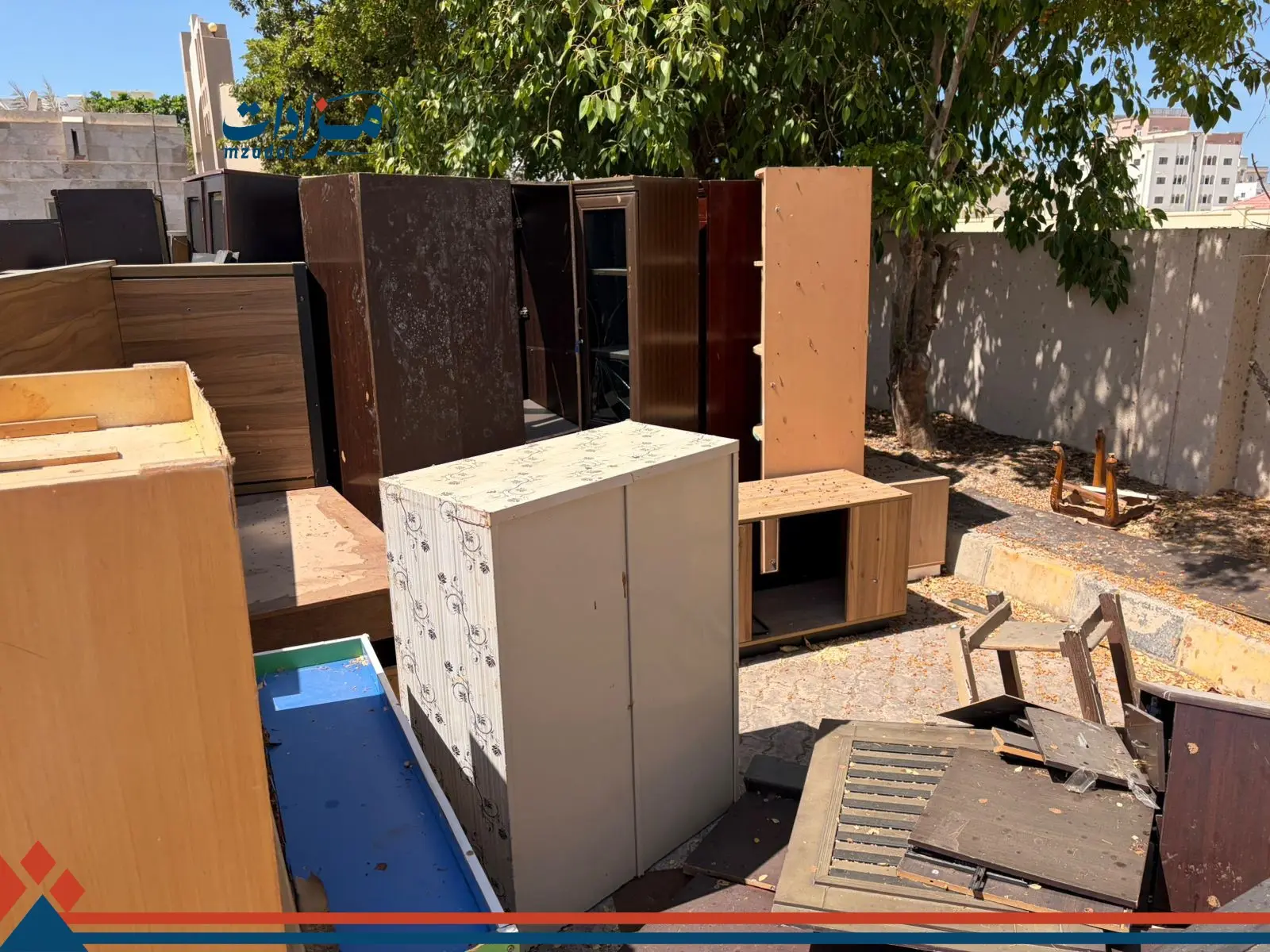 Used Furniture and Scrap - 15