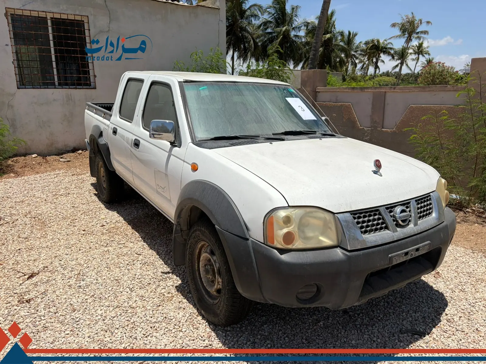 3-Nissan Pickup - 5