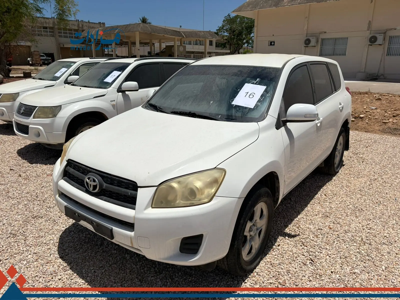 16-Toyota RAV4 - 4