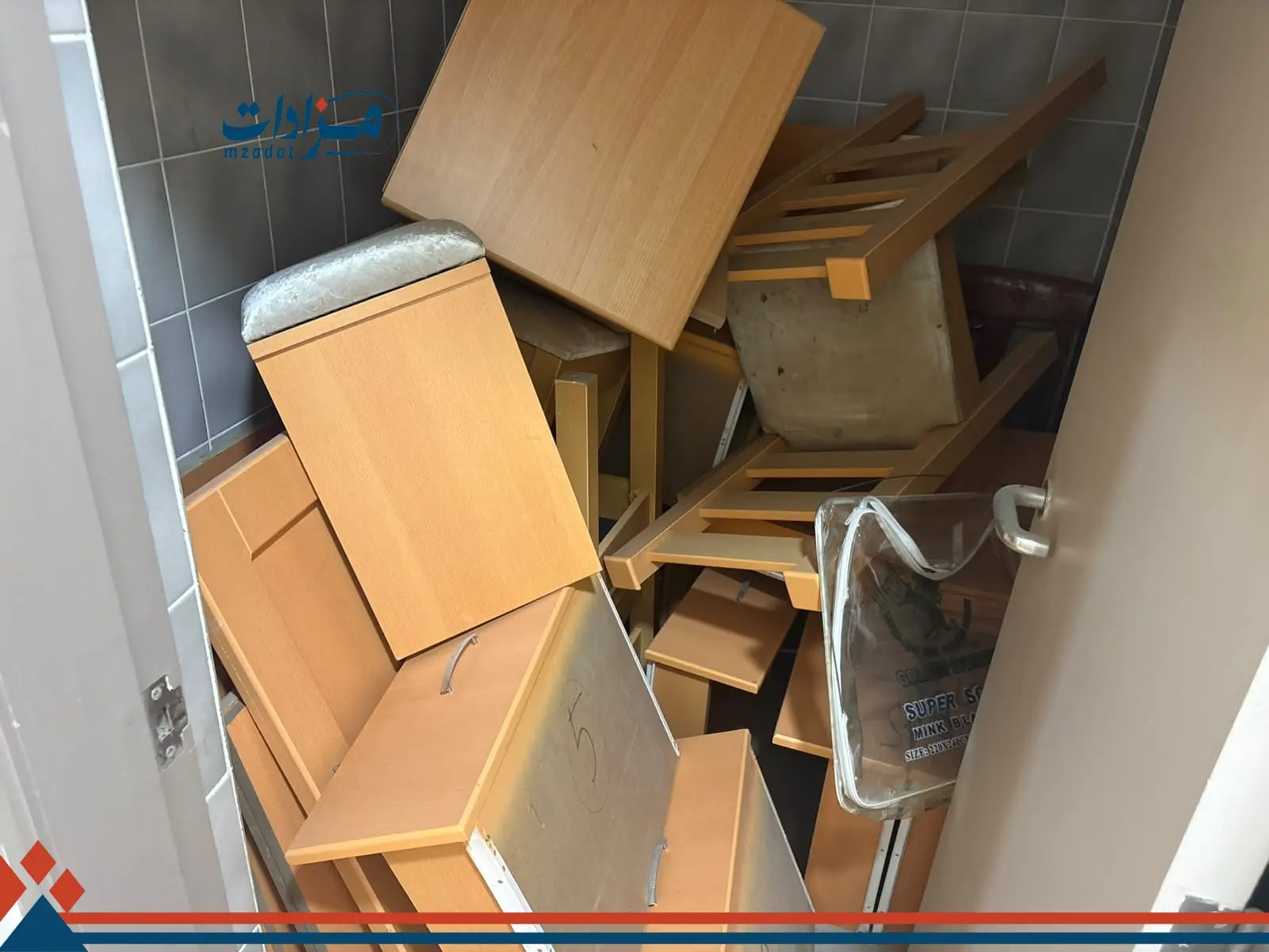 1-Used residential furniture - 17