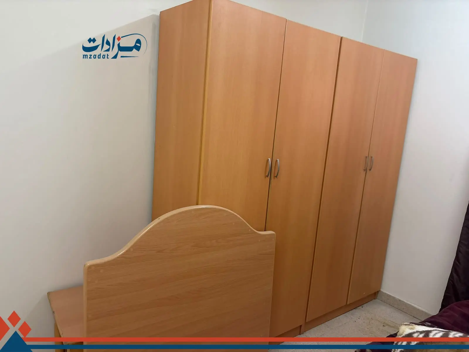 1-Used residential furniture - 18