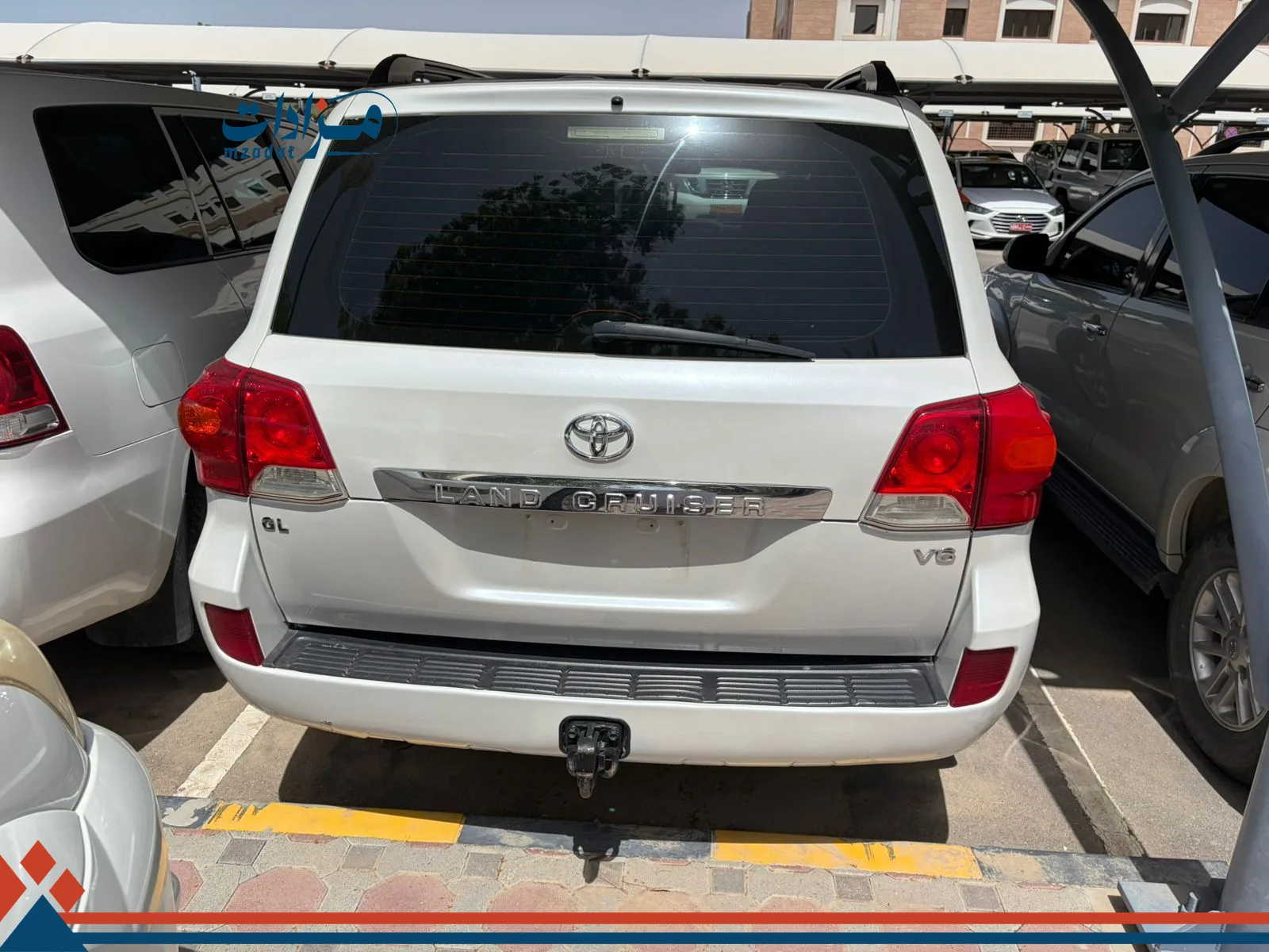 4- Toyota Land Cruiser - 2