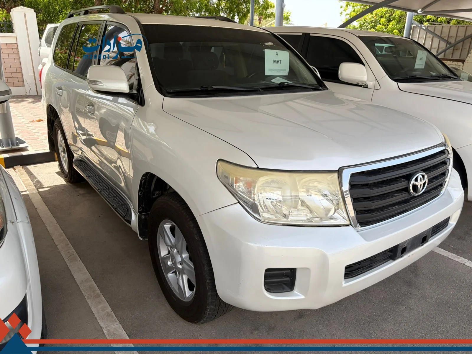 4- Toyota Land Cruiser - 3
