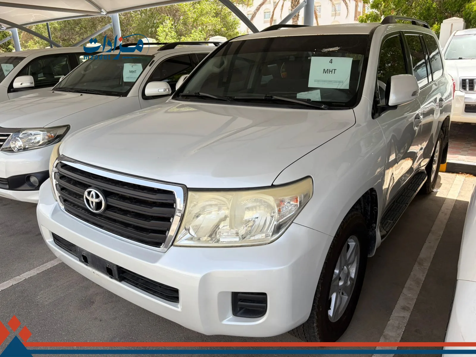 4- Toyota Land Cruiser - 1