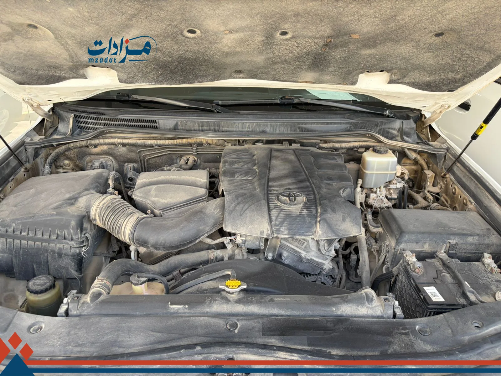 4- Toyota Land Cruiser - 8
